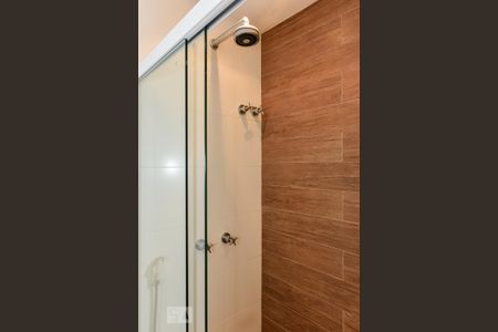 Apartamento à venda com 420m², 4 quartos e 2 vagas Apartamento à venda com 420m², 4 quartos e 2 vagasBanheiro da Suíte 3