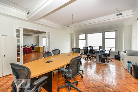 Apartamento à venda com 420m², 4 quartos e 2 vagas Apartamento à venda com 420m², 4 quartos e 2 vagasSala