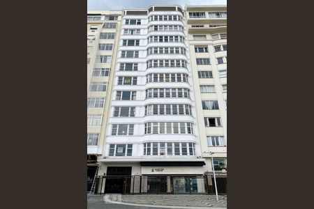 Apartamento à venda com 420m², 4 quartos e 2 vagas Apartamento à venda com 420m², 4 quartos e 2 vagasFachada