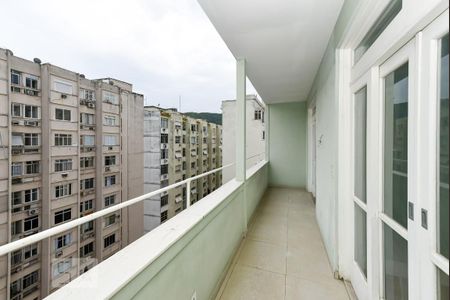 Apartamento à venda com 420m², 4 quartos e 2 vagas Apartamento à venda com 420m², 4 quartos e 2 vagasVaranda da Suíte 4