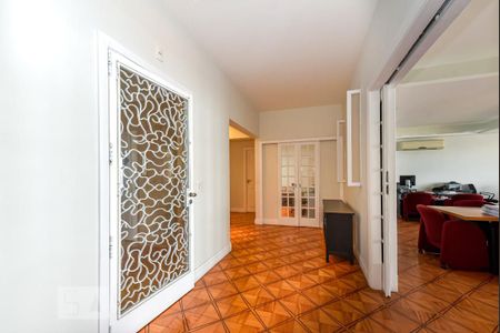 Apartamento à venda com 420m², 4 quartos e 2 vagas Apartamento à venda com 420m², 4 quartos e 2 vagasHall de Entrada