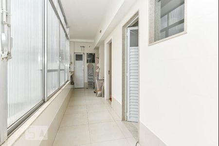 Apartamento à venda com 420m², 4 quartos e 2 vagas Apartamento à venda com 420m², 4 quartos e 2 vagasÁrea de Serviço