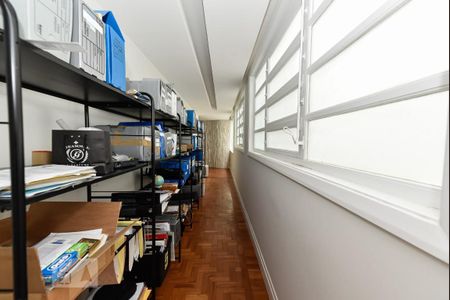 Apartamento à venda com 420m², 4 quartos e 2 vagas Apartamento à venda com 420m², 4 quartos e 2 vagasCorredor