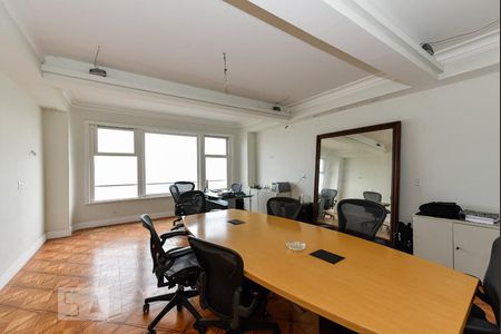 Apartamento à venda com 420m², 4 quartos e 2 vagas Apartamento à venda com 420m², 4 quartos e 2 vagasSala