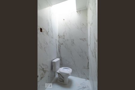 Casa à venda com 145m², 3 quartos e 2 vagasBanheiro 3