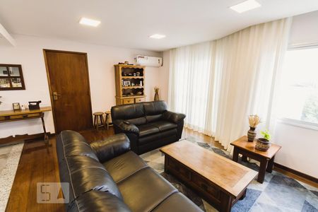 Sala de apartamento à venda com 3 quartos, 97m² em Alto de Pinheiros, São Paulo