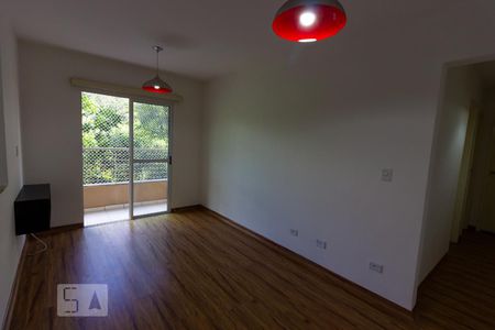 Sala de apartamento para alugar com 2 quartos, 50m² em Parque Rincão, Cotia