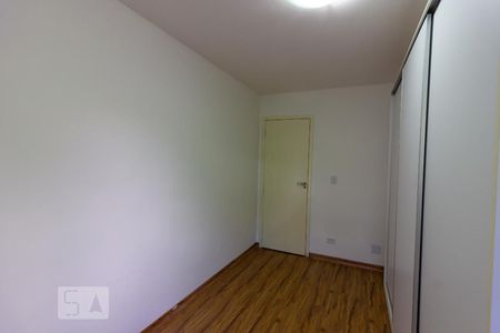 Quarto 1 de apartamento para alugar com 2 quartos, 50m² em Parque Rincão, Cotia