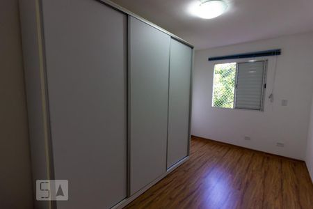 Quarto 1 de apartamento para alugar com 2 quartos, 50m² em Parque Rincão, Cotia