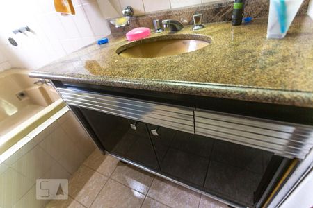 Casa para alugar com 530m², 4 quartos e 8 vagasArmário