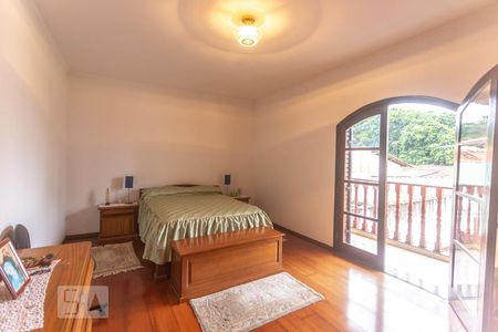 Casa para alugar com 530m², 4 quartos e 8 vagasQuarto 02