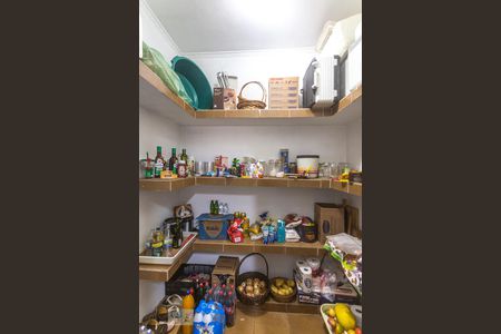 Casa para alugar com 530m², 4 quartos e 8 vagasDispensa