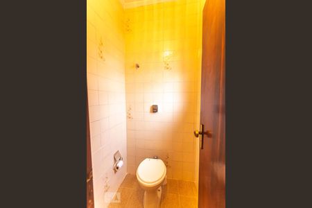 Casa para alugar com 530m², 4 quartos e 8 vagasLavabo