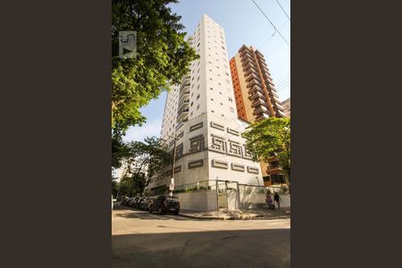 Apartamento para alugar com 127m², 3 quartos e 2 vagasFachada