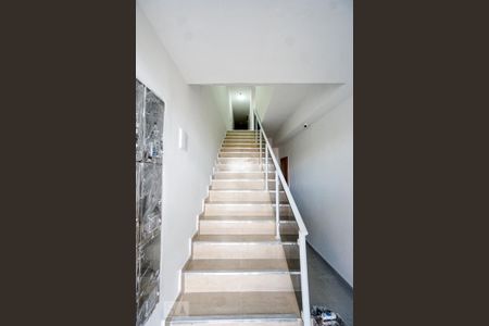 Apartamento para alugar com 40m², 2 quartos e sem vagaEscada