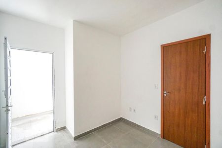 Quarto 01 de apartamento para alugar com 2 quartos, 40m² em Penha de França, São Paulo