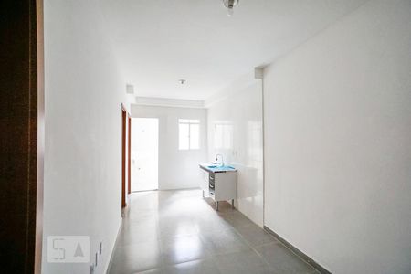 Sala e cozinha de apartamento para alugar com 2 quartos, 40m² em Penha de França, São Paulo