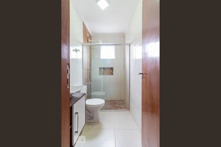 Banheiro de casa à venda com 2 quartos, 48m² em Vila Arriete, São Paulo