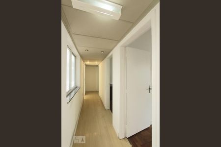 Apartamento à venda com 118m², 3 quartos e sem vagaCORREDOR