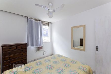 Quarto 1 (Plaquinha Quinto Andar) de apartamento à venda com 3 quartos, 68m² em Santa Rosa, Niterói