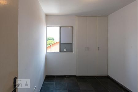 Apartamento à venda com 65m², 3 quartos e 1 vagaQuarto 2