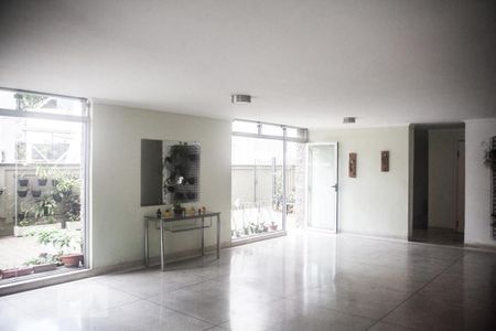 Apartamento para alugar com 32m², 1 quarto e sem vaga Apartamento para alugar com 32m², 1 quarto e sem vagaHall de Entrada