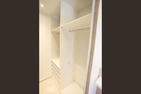 Closet 1 de apartamento para alugar com 2 quartos, 48m² em Freguesia (jacarepaguá), Rio de Janeiro