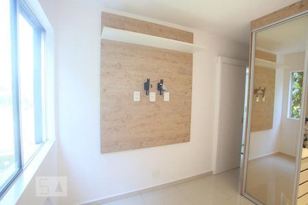 Quarto principal 3 de apartamento para alugar com 2 quartos, 48m² em Freguesia (jacarepaguá), Rio de Janeiro