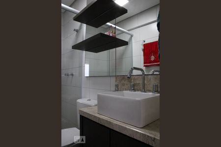 Banheiro de apartamento para alugar com 2 quartos, 57m² em Harmonia, Canoas