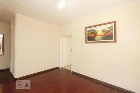 SALA DE ESTAR de casa à venda com 3 quartos, 220m² em Santa Maria Goretti, Porto Alegre