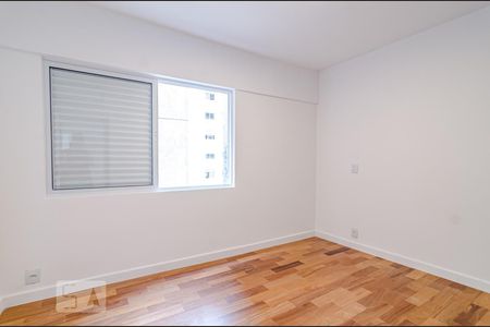 Apartamento à venda com 75m², 3 quartos e 1 vagaQuarto 2