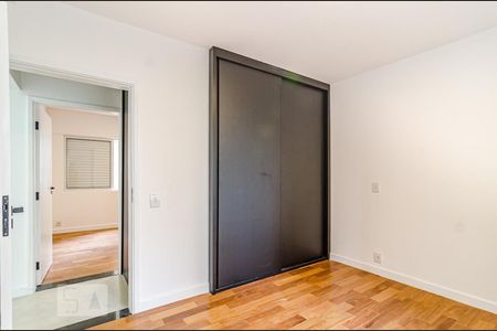 Apartamento à venda com 75m², 3 quartos e 1 vagaSuíte