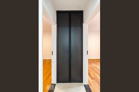 Apartamento à venda com 75m², 3 quartos e 1 vagaCorredor