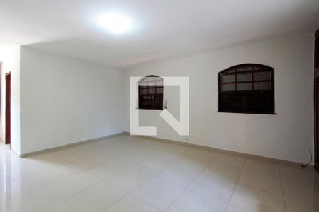 Casa à venda com 250m², 7 quartos e 2 vagasQuarto 3 suíte