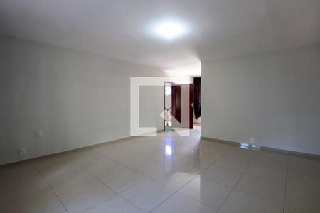 Casa à venda com 250m², 7 quartos e 2 vagasQuarto 3 suíte