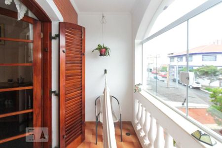 Casa à venda com 200m², 3 quartos e 5 vagasvaranda