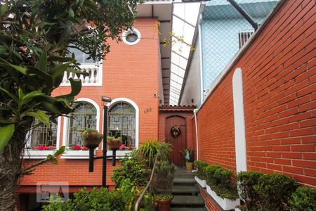 Casa à venda com 200m², 3 quartos e 5 vagasFachada