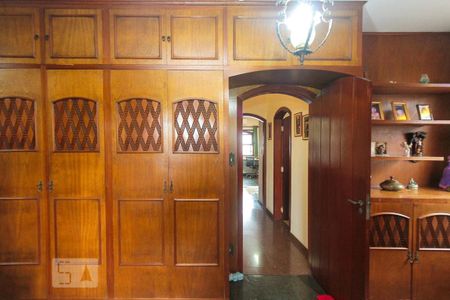 Casa à venda com 200m², 3 quartos e 5 vagasCloset da Suite