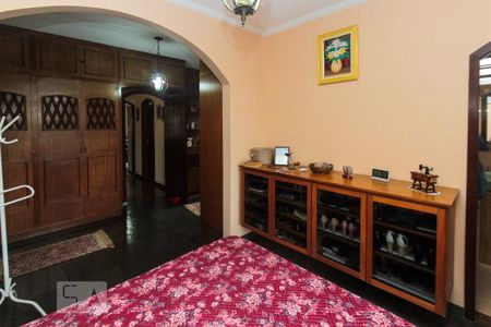 Casa à venda com 200m², 3 quartos e 5 vagasSuite