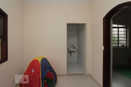Casa à venda com 200m², 3 quartos e 5 vagasSuite da edícula