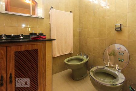 Casa à venda com 200m², 3 quartos e 5 vagasBanheiro Social