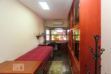 Casa à venda com 200m², 3 quartos e 5 vagasQuarto 03