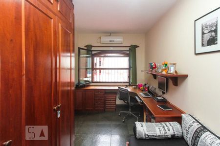 Casa à venda com 200m², 3 quartos e 5 vagasQuarto 02