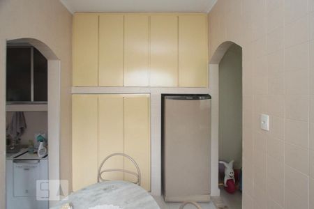 Casa à venda com 200m², 3 quartos e 5 vagasCozinha da Edícula