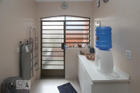 Casa à venda com 200m², 3 quartos e 5 vagasÁrea de Serviço