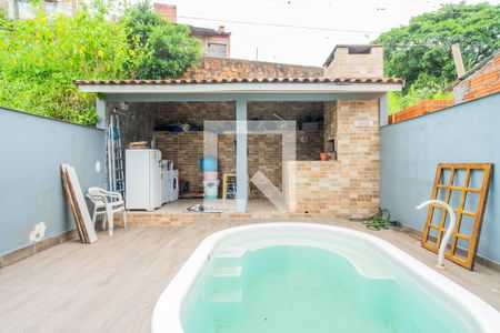 Casa de condomínio à venda com 160m², 2 quartos e 2 vagasQuintal
