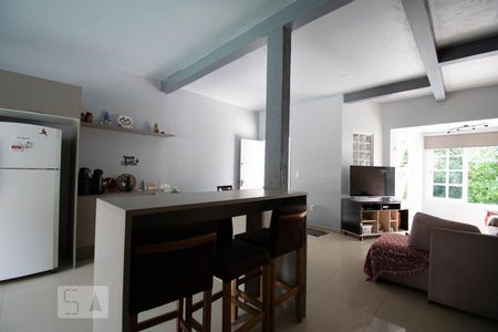 Casa à venda com 240m², 3 quartos e 2 vagasCozinha/Sala de Estar