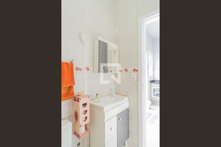 Casa de condomínio à venda com 160m², 2 quartos e 2 vagasBanheiro Social