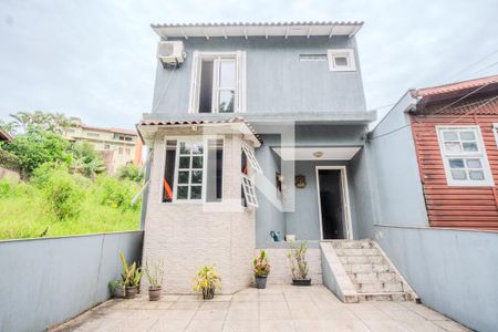 Casa de condomínio à venda com 160m², 2 quartos e 2 vagasFachada