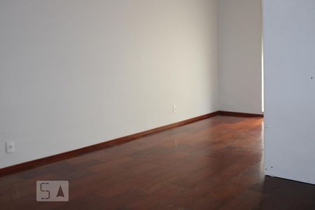 Sala/Quarto de kitnet/studio para alugar com 1 quarto, 46m² em Centro, Campinas